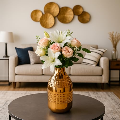 Image of Market99 Golden Metal Flower Holder|Gourd Shape Vase with Hammered Texture & Glossy Texture|Decorative Accent for Living Room, Shelf, Office, Tabletop & Festive Gifting|Makes Any Surface Stand Out
