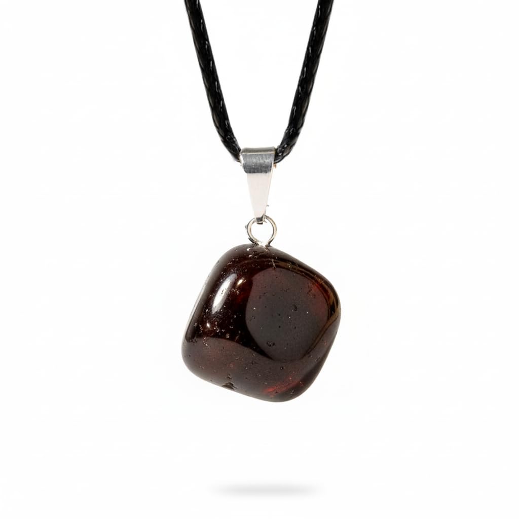 Garnet Healing Crystal Necklace – January Birthstone Pendant for Emotional and Spiritual Healing – Handcrafted with Ethically Sourced, Natural Garnet Stones for Women