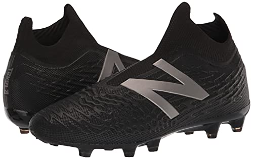 New Balance Tênis de futebol masculino Tekela Magia Fg V3, Preto/prata, 7.5 Wide
