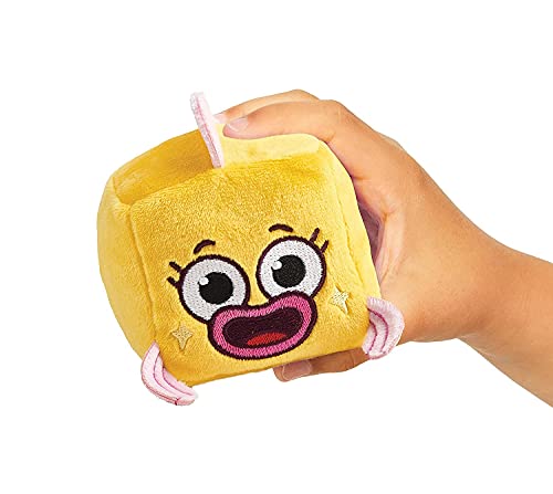 WowWee Baby Shark's Big Show! Song Cube â€“ Goldie Singing Plushie for Kids â€“ Cuddly Soft Musical Toddler Toys