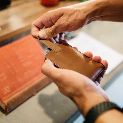Image of Distil Union Wally Bifold 5.0 Slim Bifold Wallet for Men - Minimalist RFID Leather Wallet with ID Window, Pull Tab Card Holder & Money Clip - Holds 14 Cards & 30 Bills - Brown