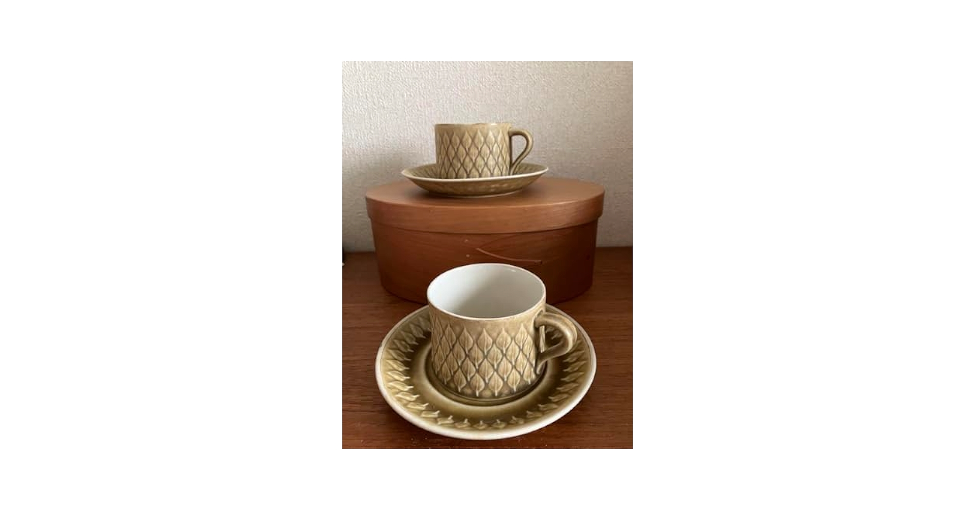 Amazon | クイストゴー レリーフ 北欧カップ＆ソーサー2客セット