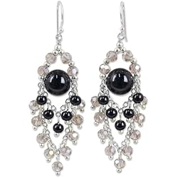 Lámparas Araña Modernas Baratas NOVICA Mujeres Onyx plateado con cuentas pendientes del gancho, Meteor Brillante'