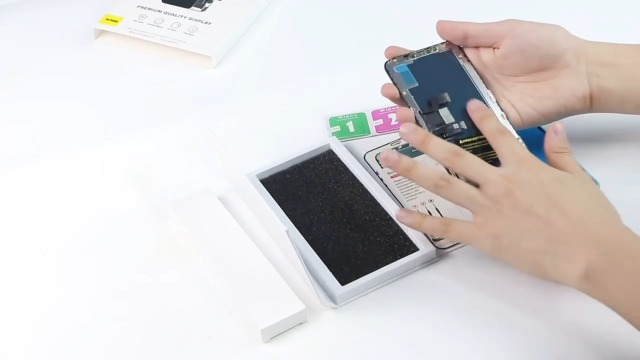 iPhone XSMAX 本体 Apple iPhone XS Max - 256 GB - Silver (Unlocked) for sale