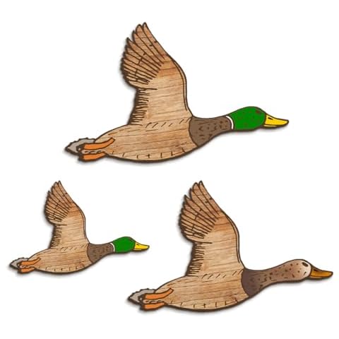 Kas Home 3Pcs Duck Hunting Wall Decor Wooden Flying Ducks Decor Rustic Farmhouse Wall Art Signs for Nursery Bedroom Classroom Playroom Living Room Hanging Decorations (Set of 3, Green-Duck) Cover