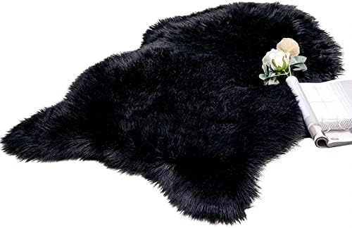 MIULEE Faux Fur Area Rugs Sheepskin Fluffy Mat Fleece Chair Cover Seat Pad Soft Shaggy Area Mat for Bedroom Sofa Floor 60 x 90 cm Irregular Shape Light Tan