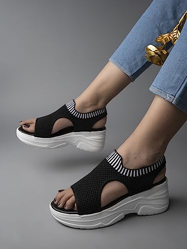 Image of Shoetopia Women buckle Sandal