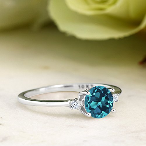 Gem Stone King 10K White Gold London Blue Topaz and White Created Sapphire Solitaire Engagement Ring For Women (0.78 Cttw, Round 6MM, Gemstone November Birthstone, Available in Size 5,6,7,8,9)4