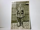  Militaria. Unbekannter Soldat in Uniform mit Pickelhaube u. Gewehr. Alte Ansichtskarte / Postkarte s/w. ungel. 1915 ?. Infanterie Reg. 116. 1. WK.