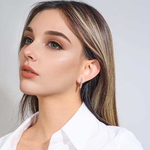 Tow Tone Hoop Earrings Heart Mixed Metal Earrings for Women Silver and Gold Huggie Hoops Dainty Minimalist Funky Jewelry2