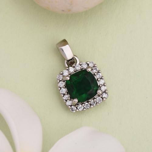 Image of LMDPRAJAPATIS 2.25 Ratti 1.50 Carat Original Emerald Panna Stone Silver Pendant For Men And Women