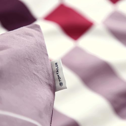 Parure de lit réversible mauve et prune pour une chambre moderne