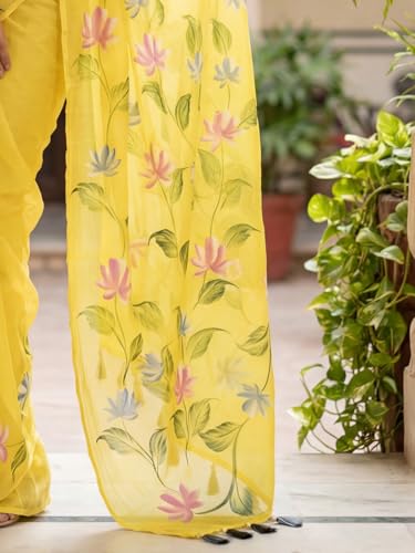 Image of AKHILAM Women's Cotton Saree with White Daisy Floral Prints Tassel Pallu Lightweight Summer Saree