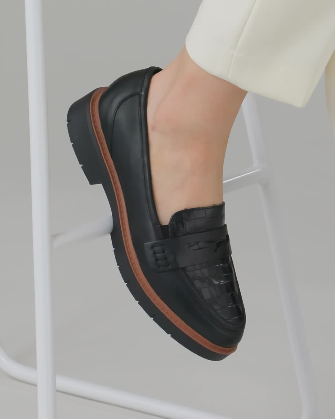 Amazon | ウェストリンアイラ | Clarks | ローファー・スリッポン