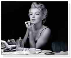 マリリン モンロー Pink Lips、 NYC、 1954（サム ショー） Amazon.co.jp: ポスター サム ショー マリリン モンロー Pink