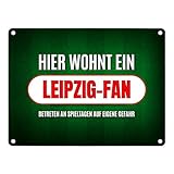 Hier wohnt ein Leipzig-Fan Metallschild mit Rasen Motiv Fußball Leipzig Verein