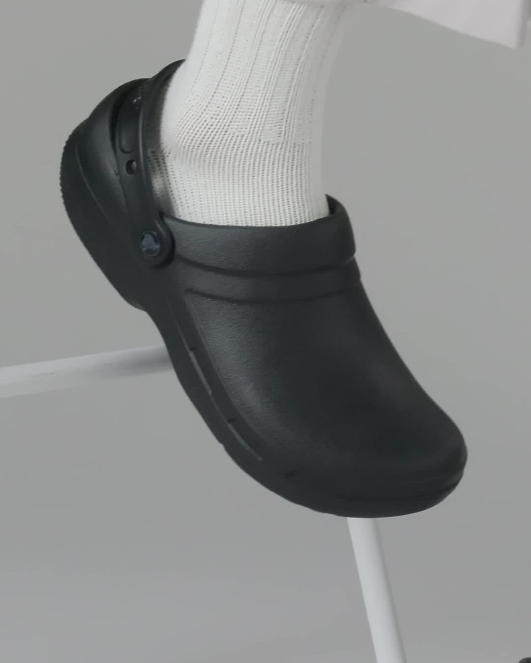 Amazon | [CROCS(クロックス)] サンダル スペシャリスト 2.0 ブラック