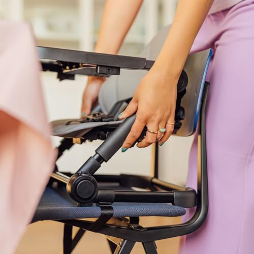 Bebeconfort Moly, Sitzerhöhung Stuhl Kind, 6 Mon–3 Jahre, 9–15 kg, leichter tragbarer Hochstuhl, kompakt zusammenklappbar, 3 einstellbare Höhen, Kindersitzerhöhung mit 3 Tablettpositionen, Tinted Grey