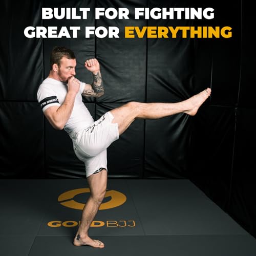 Gold BJJ mens Rash Guard Classic