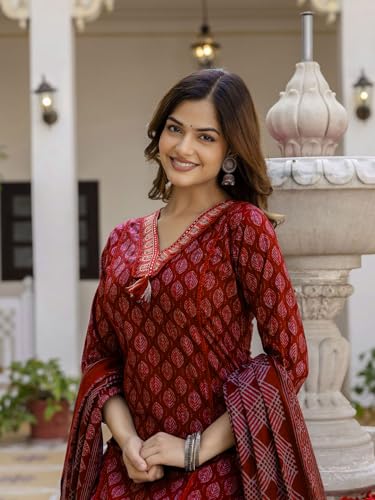 Image of PARTHVI|Women's Pure Cotton Printed with Handwork Kurta with Pants and Dupatta Set | Ethnic Set | Suit Set | Kurta Set | Wedding Suit Set