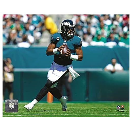 Philadelphia Eagles Quarterback Jalen Hurts 8x10 Action Photo Picture