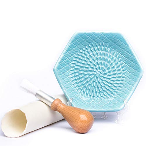 The Grate Plate 3 Piece Handmade Ceramic Garlic Grater Set - Grater, Peeler