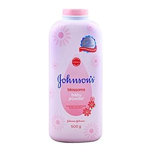 Johnson’s Baby Powder, Blossoms, 17.6 Oz / 500 G (Pack of 2)