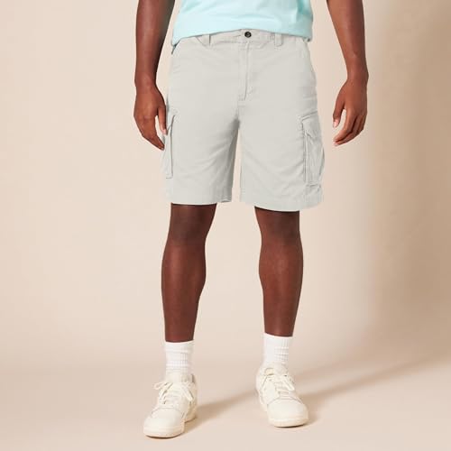 Image of Amazon Essentials Men's 10 inch Classic-Fit Cotton Twill Cargo Shorts with Multiple Pockets, Zip Fly, Button Waist (Available in Big & Tall)