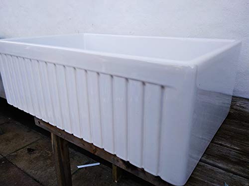 BUTLER Belfast Farmhouse - Fregadero Acanalado (840 mm)