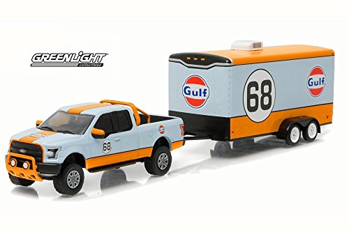 Greenlight 1: 64 Hitch & Tow Series 7 - 2015 Ford F-150 Gulf Oil #68 & Enclosed Car Hauler Diecast Vehicle