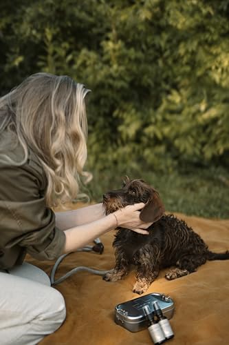 Erste-Hilfe-Set für Hunde - Verbandskasten mit First Aid Balsam und Silberspray, Verbandsmaterial, Wundkompresse und Heftpflaster-Rolle, FIRST AID BOX von LILA LOVES IT