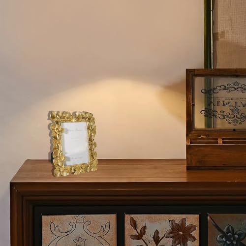 Image of 4x6 Vintage Picture Frames, Gold Photo Frame for Table Top Display and Wall Hanging Home Decor