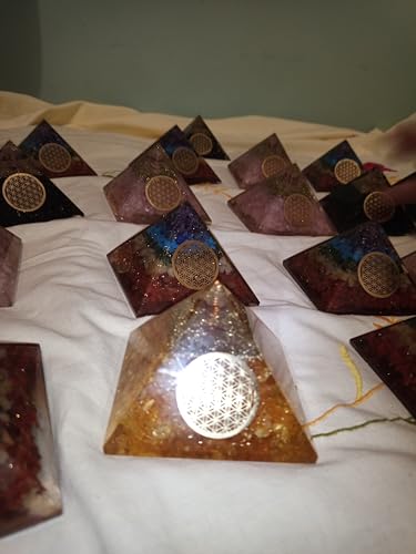 Pyramide orgone Citrine Fleur de Vie grande taille pour harmonie maison - 2