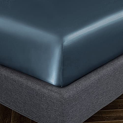 Homiest 4pcs Satin Sheets Set Luxury Silky Satin Bedding Set with Deep Pocket, 1 Fitted Sheet + 1 Flat Sheet + 2 Pillowcases (Queen Size, Deep Sea Blue)