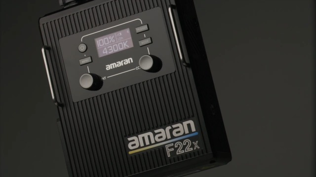 Amazon | Aputure Amaran F22x 撮影ライト200W 折り畳み式 巻き取り