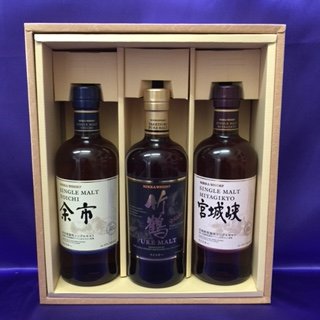 Amazon.co.jp: 竹鶴 ピュアモルト43°700ml&余市 シングルモルト45  