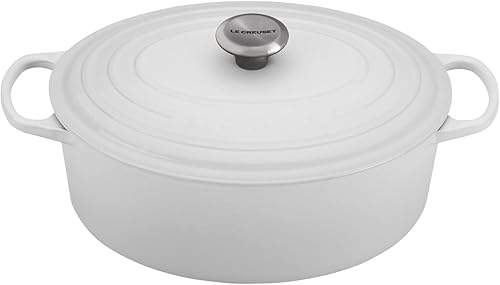 Le Creuset Horno holandés ovalado Signature de 2 34 cuartos con perilla de acero inoxidable personalizada grabada color blanco disponible en Yaxa Guatemala