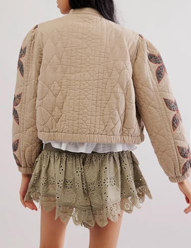 Women’s Floral Quilted Puffer Jacket Lightweight Cropped Embroidered Button Down Jacket Padded Coats with Pockets4