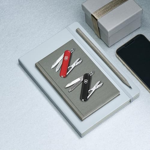 VICTORINOX『クラシックSDスイス・アーミーナイフ』
