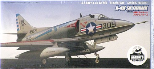 Fujimi 1/72 A-4B Skyhawk VA-106 Gladiators Model Kit
