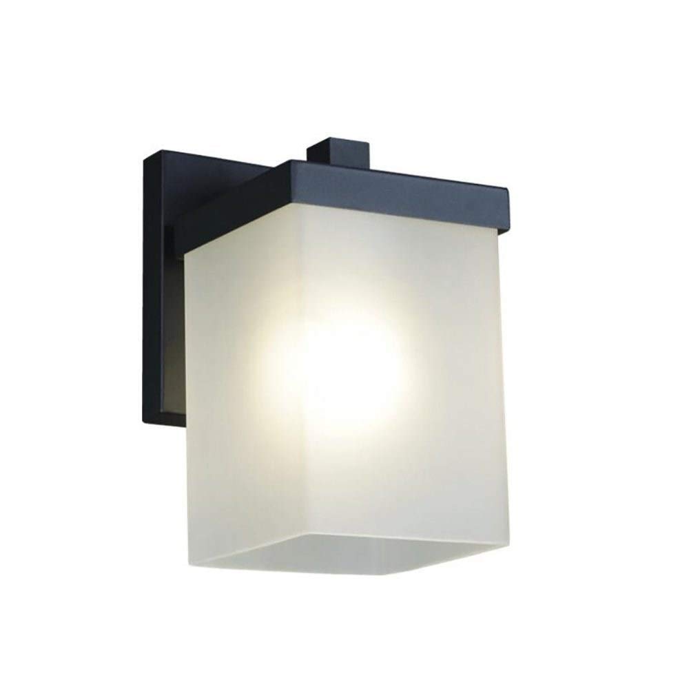 Applique de jardin américaine pour illuminer le porche et créer une ambiance chaleureuse
