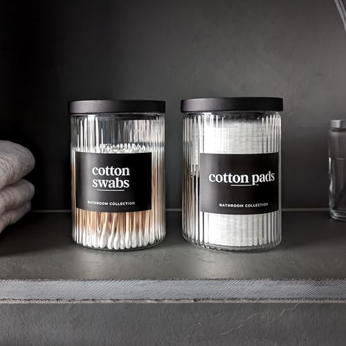 Tarros de baño de vidrio acanalado premium con sofisticadas tapas negras 3