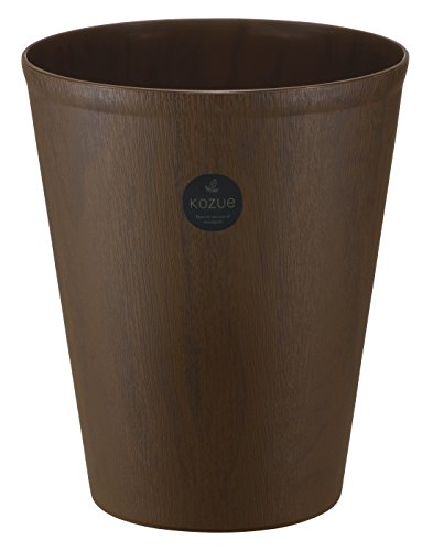 Richelle Cozuecan Trash Can