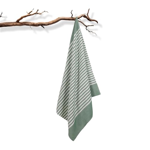 Image of Mush Grab & Go Bamboo Travel Towel | 100% Bamboo Bath Towel for Beach, Hiking & Gym Towel for Men Workout | Compact Towels with Travel Bag | 60x120 cms, 250GSM Quick Dry & Featherlight | Green