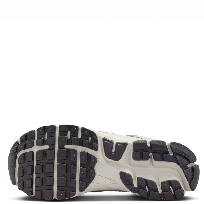 Image of Nike Women's Zoom Vomero 5 Running Shoes