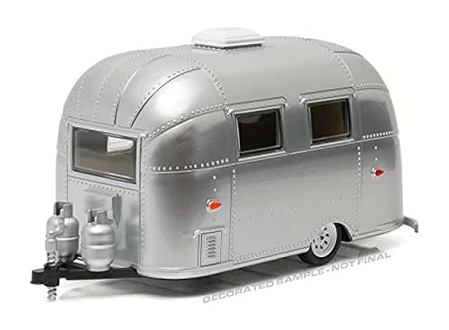 Greenlight 1/24 Scale Airstream 16' Bambi Sport Trailer Die-Cast 18228
