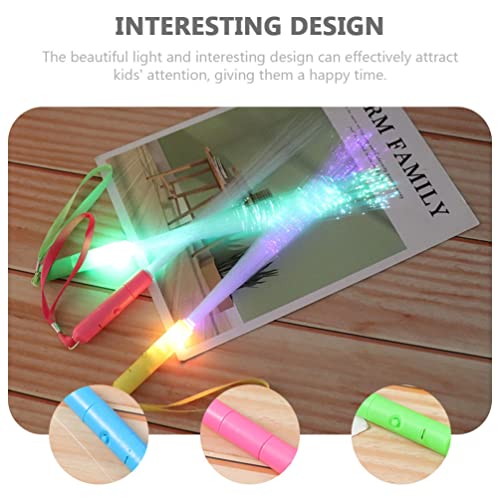 Kisangel 4 Pcs Fulgor Fibra Óptica Stick Light Up Sticks Fulgor Barras LED Para Crianças Favores Fav
