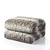 Tache 63 X 87 Inch Snow Giraffe Faux Fur Throw Blanket