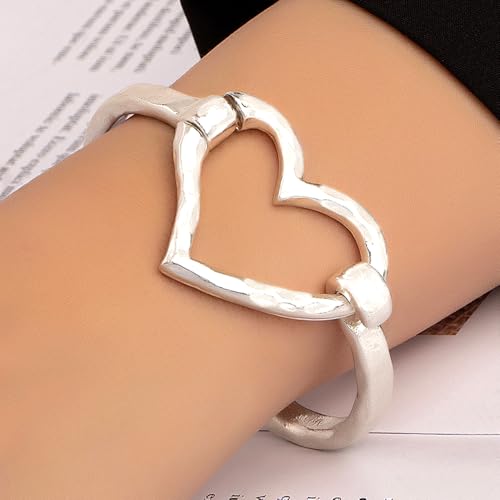 GIGB PBDK Silver Chunky Heart Shaped Bracelets for Women Trendy Adjustable Hammer Love Statement Bangle Minimalist Heart Bracelet Valentine's Day Charm Jewelry3