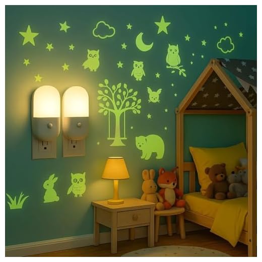 Abajur LED Mini Noturno Bivolt para Quarto Infantil: Luminária de Tomada em Acrílico - Luz Suave e Confortável para Bebês e Crianças Decora com um toque Suave e Elegante Cor Branco